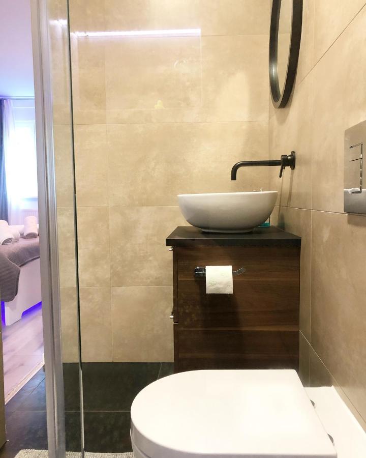 Apartment Zagreb Jacuzzi Buitenkant foto