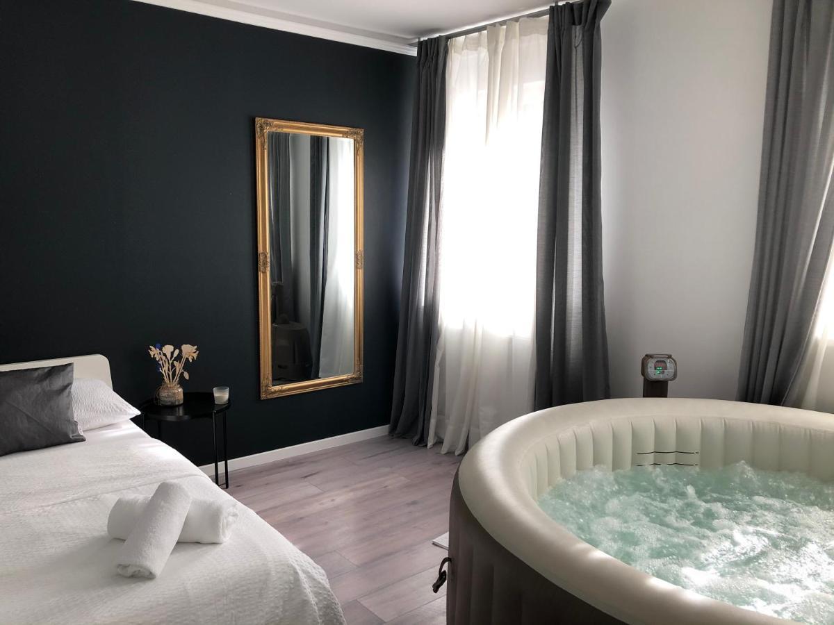 Apartment Zagreb Jacuzzi Buitenkant foto